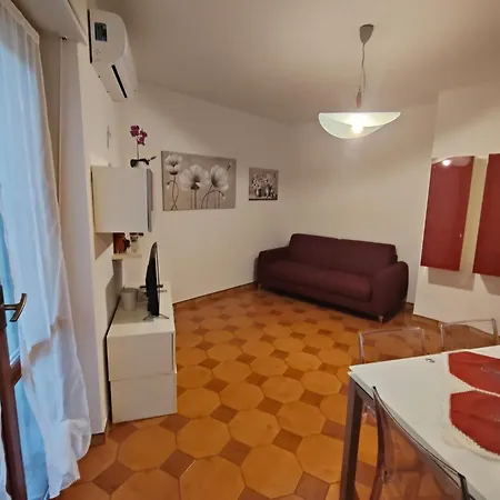 Ademar House Appartamento *